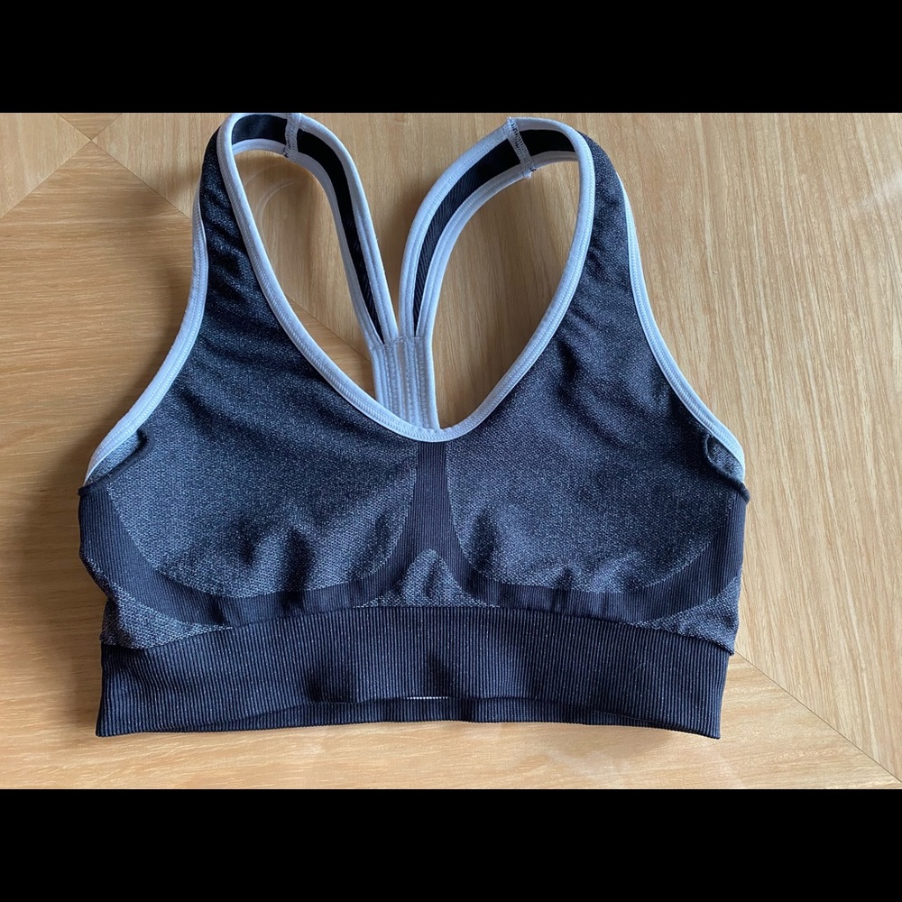 champion sports bra - Picture 3 of 5